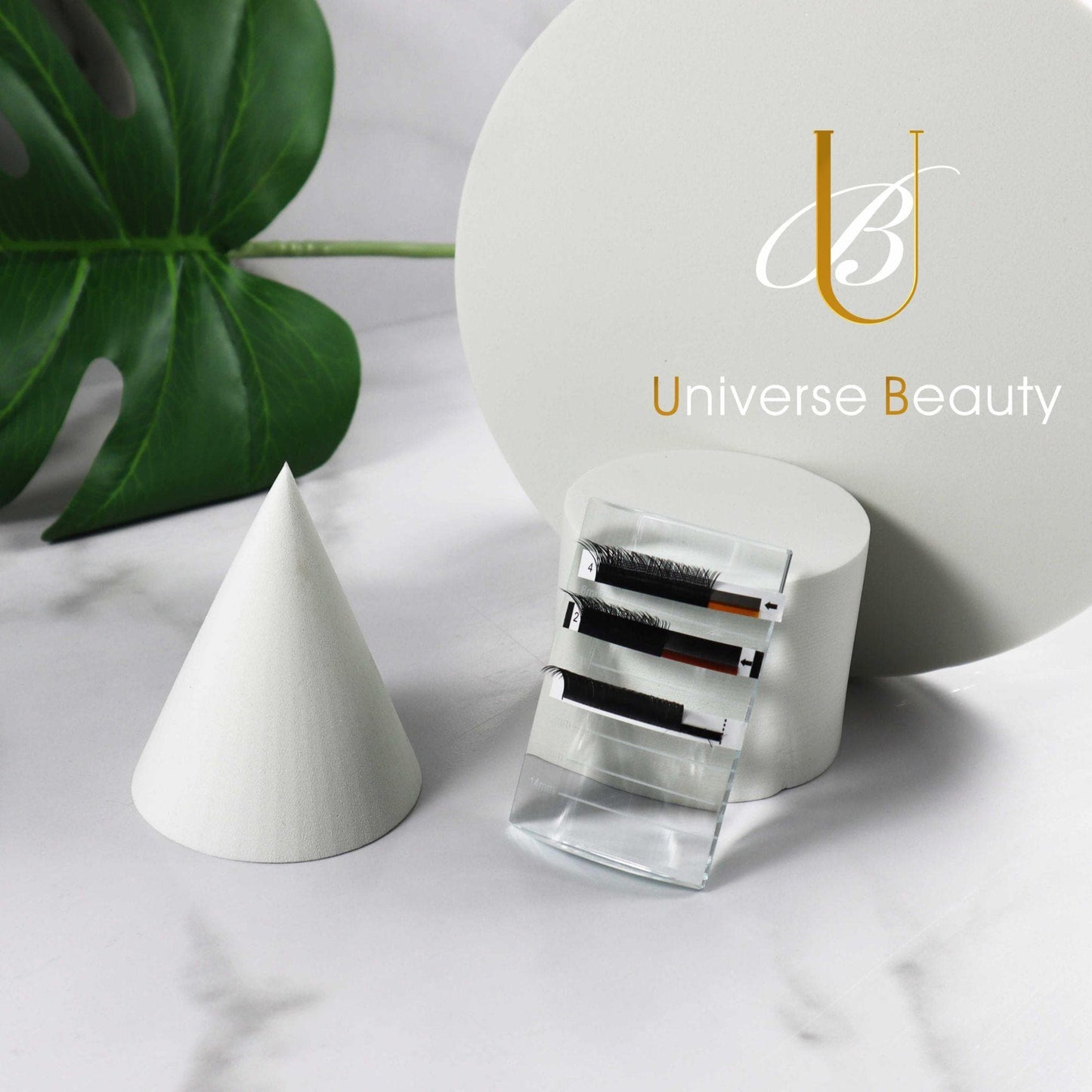 U Shape Crystal Glass Pallet for Lash Extensions - Universe Beauty
